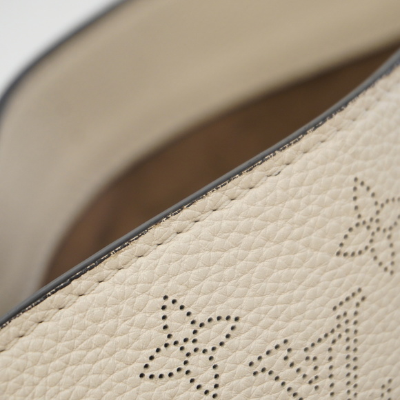 Louis Vuitton Mahina Babylon PM Handbag - Picture 9 of 11